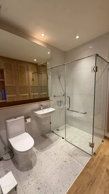 The bathroom of bedroom 2